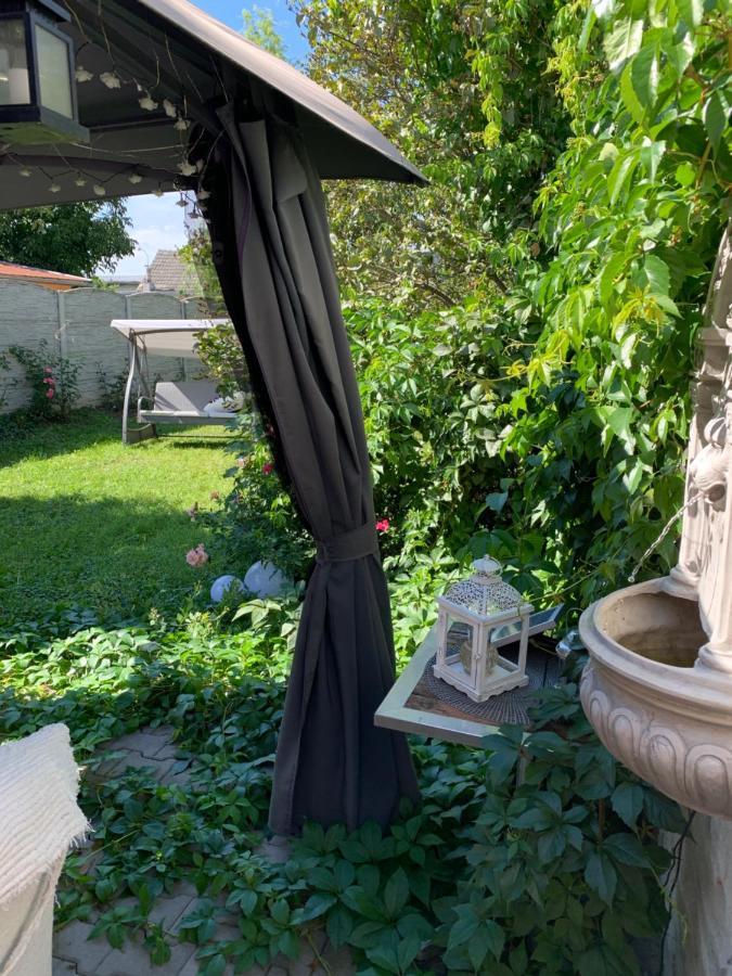 Alia House With Garden In Piestany Villa Ngoại thất bức ảnh