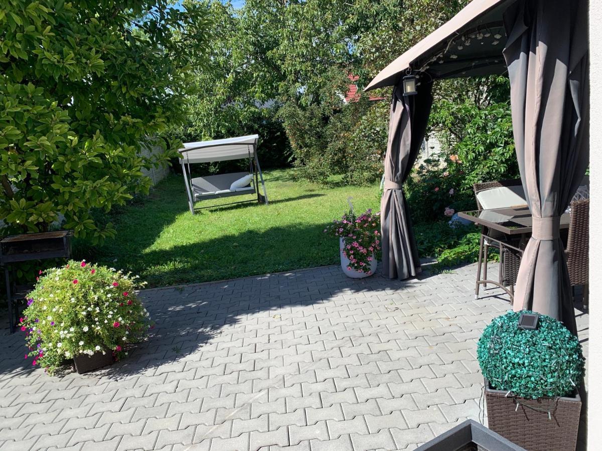 Alia House With Garden In Piestany Villa Ngoại thất bức ảnh